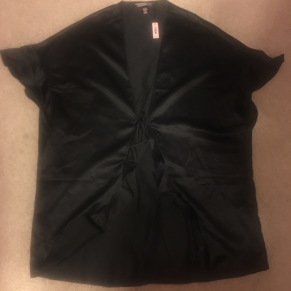 Victoria Secret 1tie silk robe